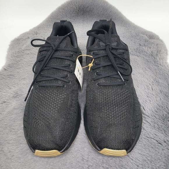 Adidas Swift Run 22 'Black Gum' Men's Running Shoes - Picture 2 of 7